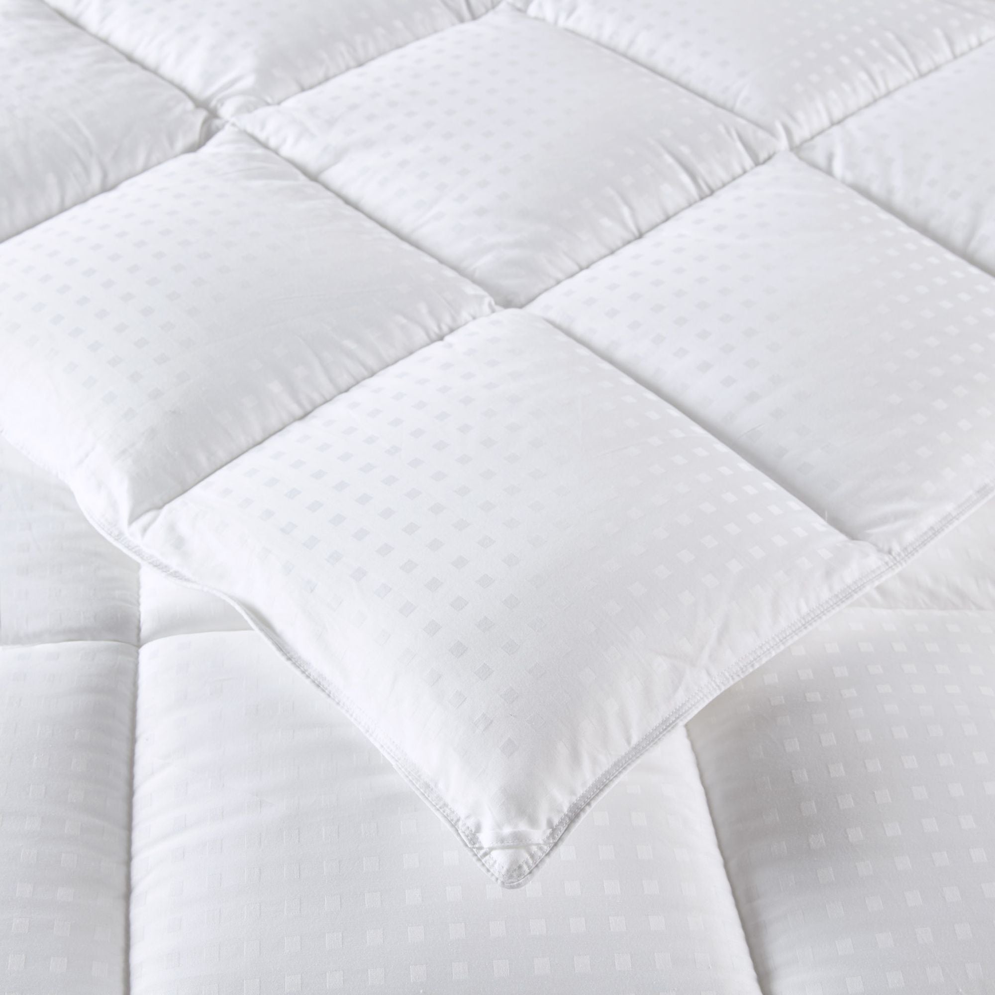Airy Dobby Comforter with Four Corner Loops