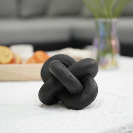 Hand-Carved Black Wood Decorative Chain for Bookshelf Decor