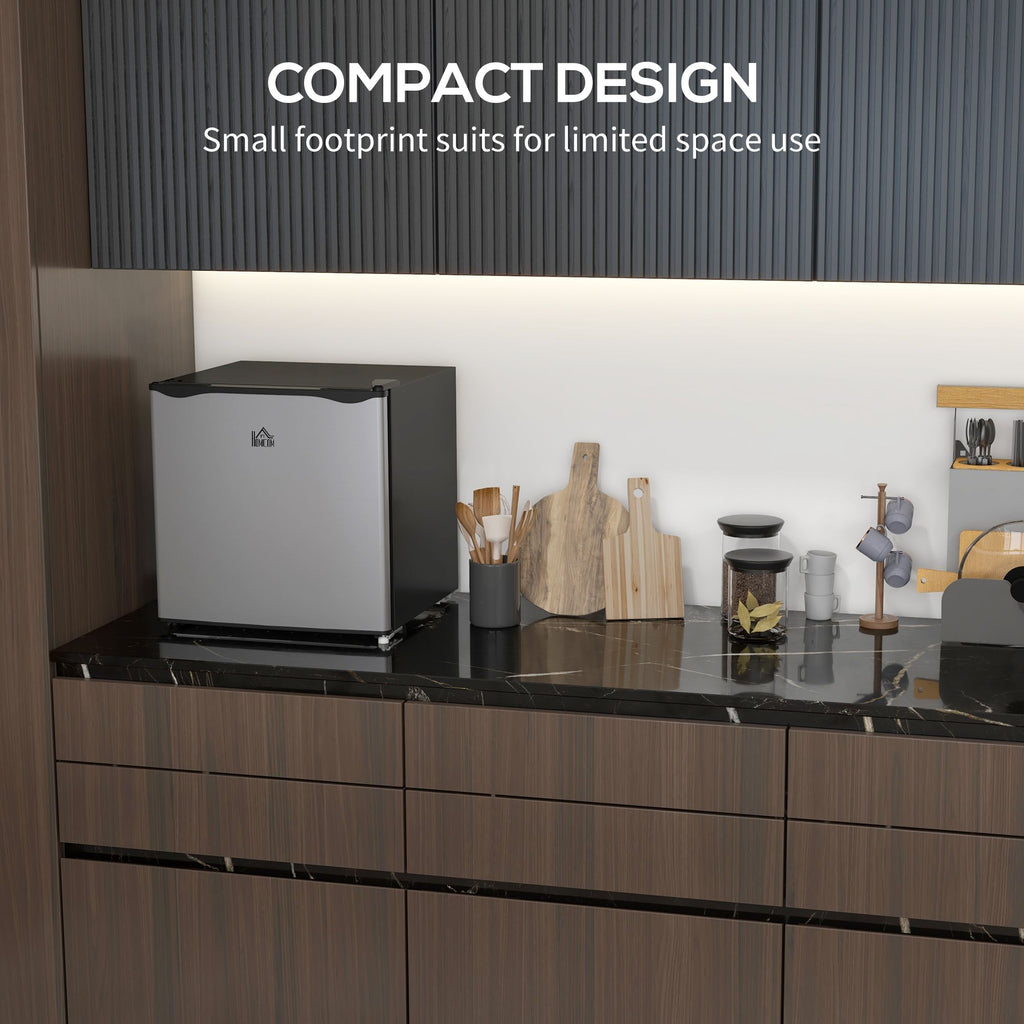 HOMCOM Compact Upright Freezer with Reversible Door