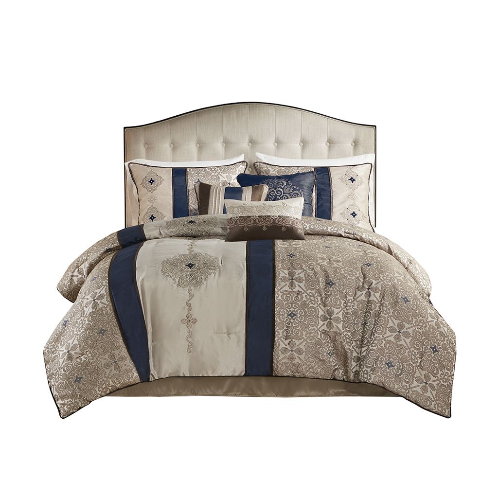 King 7-Piece Jacquard Comforter Set with Throw Pillows - Modern Vertical Stripe Design