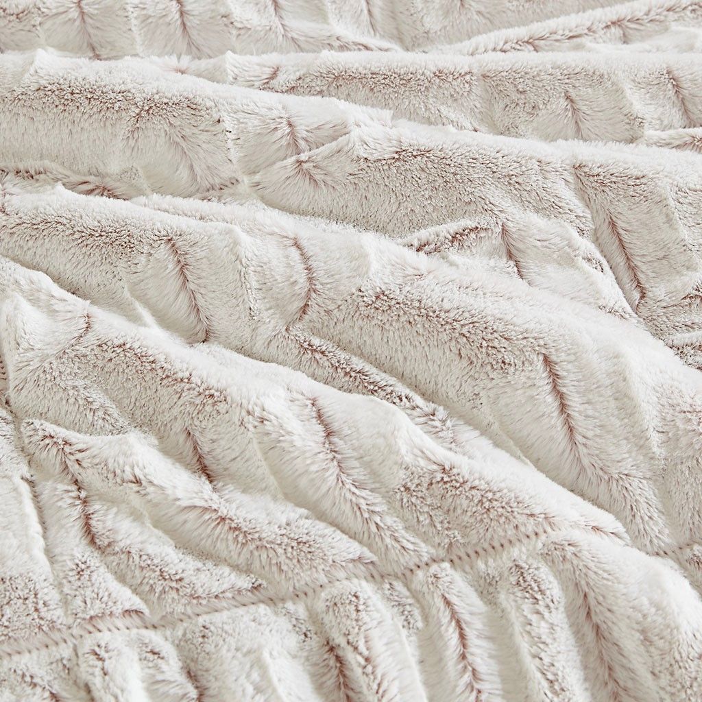 King/Cal King Back Print Long Fur Comforter Mini Set