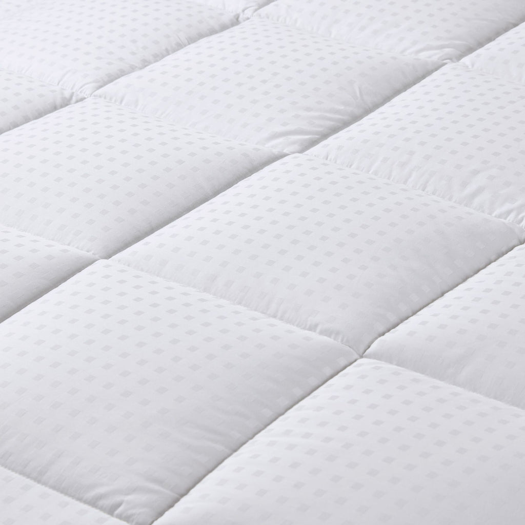 King/Cal King Dobby Cotton Down Alternative Comforter – Warm, Breathable, Oeko-Tex