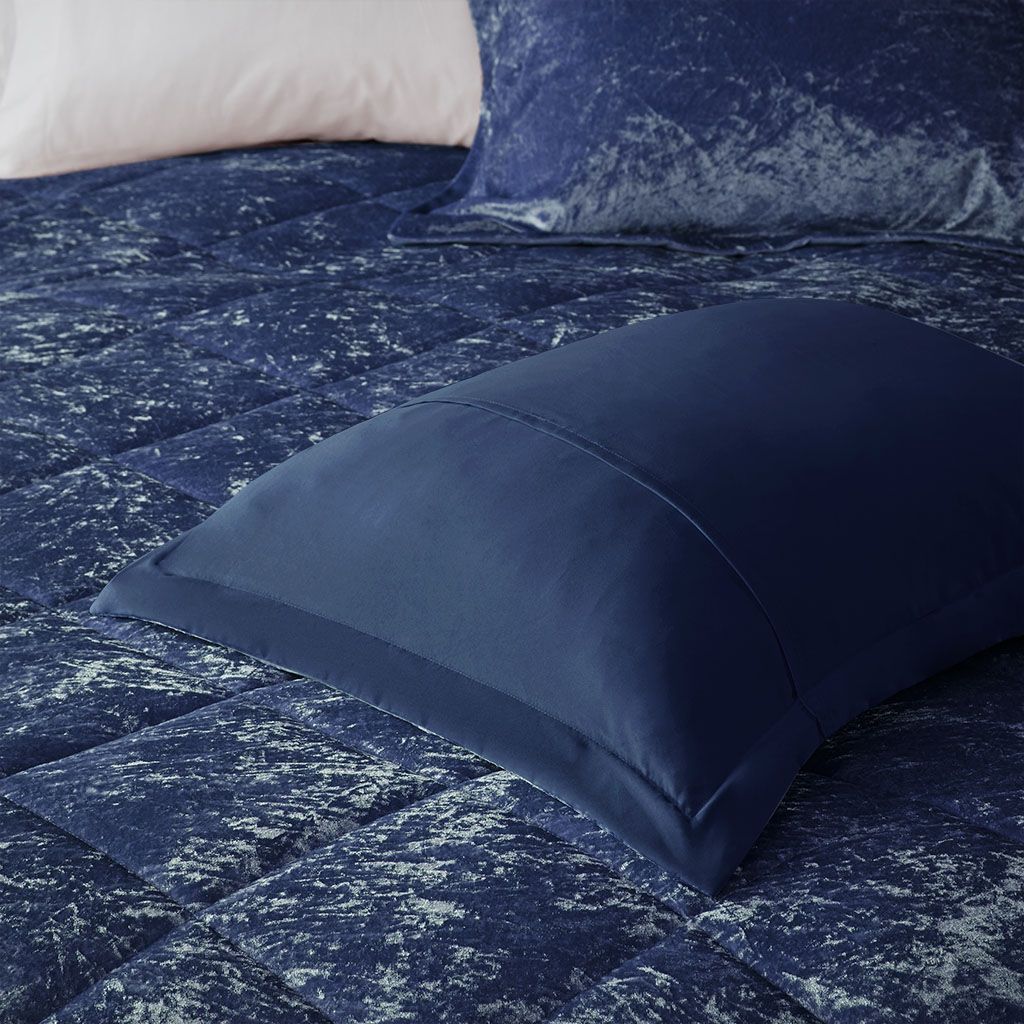 Navy Diamond-Quilted Comforter Set with Accent Pillow