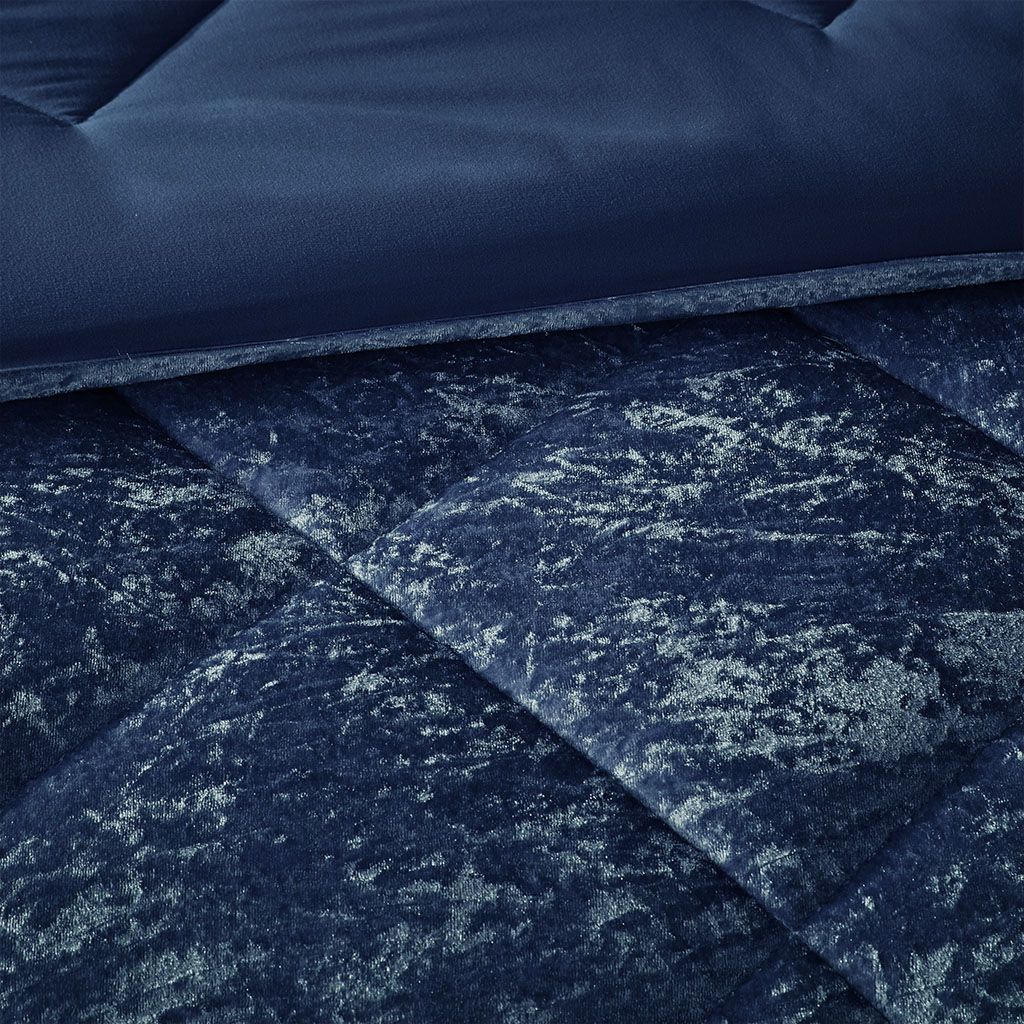 Navy Diamond-Quilted Comforter Set with Accent Pillow