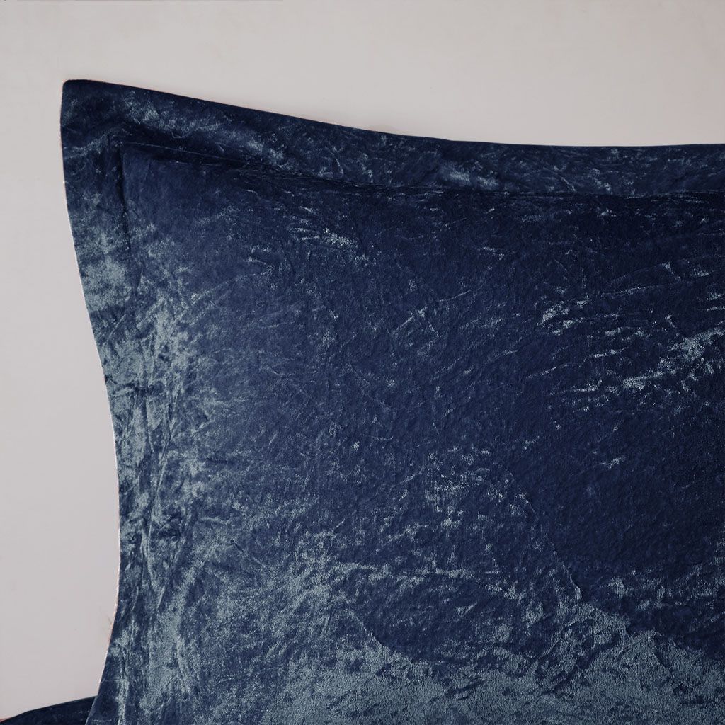 Navy Diamond-Quilted Comforter Set with Accent Pillow