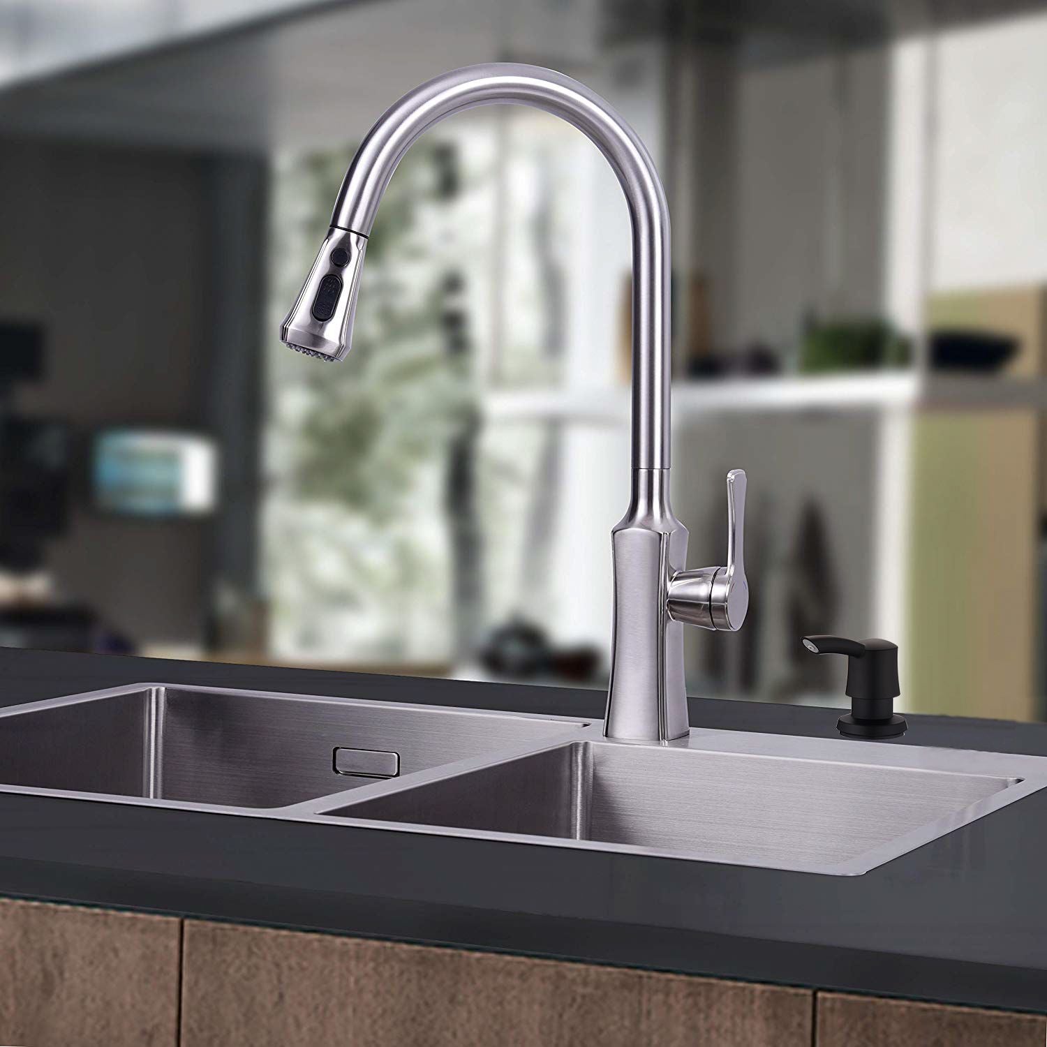 Large-Capacity Kitchen Soap Dispenser with 360° Rotating Nozzle