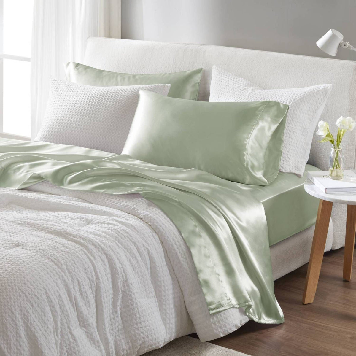 Luxury King Sheet Set – 4 Pillowcases, Wrinkle Free & Silky Soft