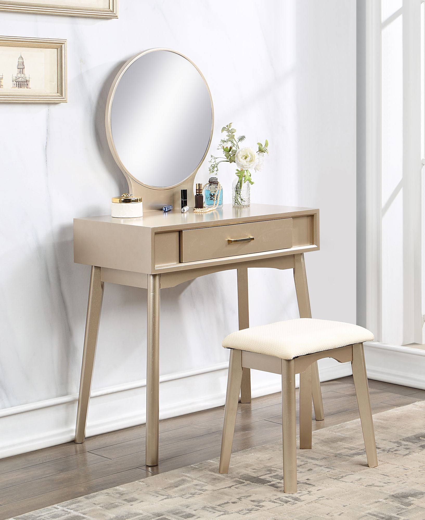 Maly Contemporary Vanity Set with Stool and Mirror