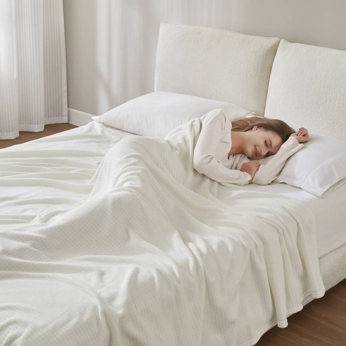 Soft Microfleece Blanket – Twin Size, Cozy and Machine Washable