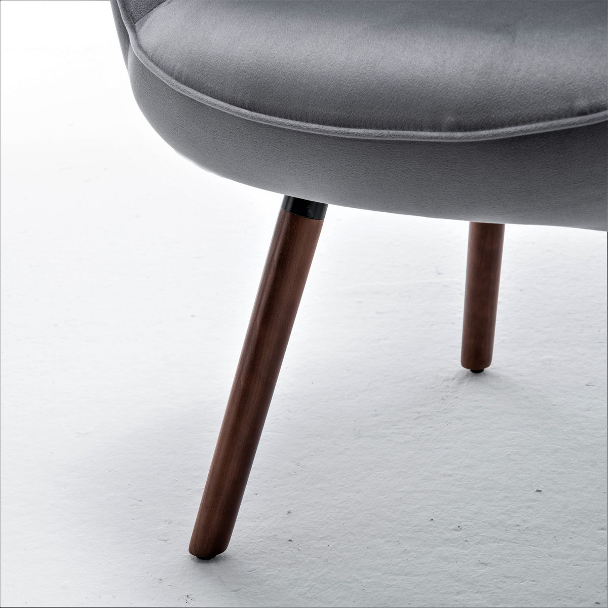 Mid-Century Modern Button-Tufted Wingback Chair with Solid Wood Legs