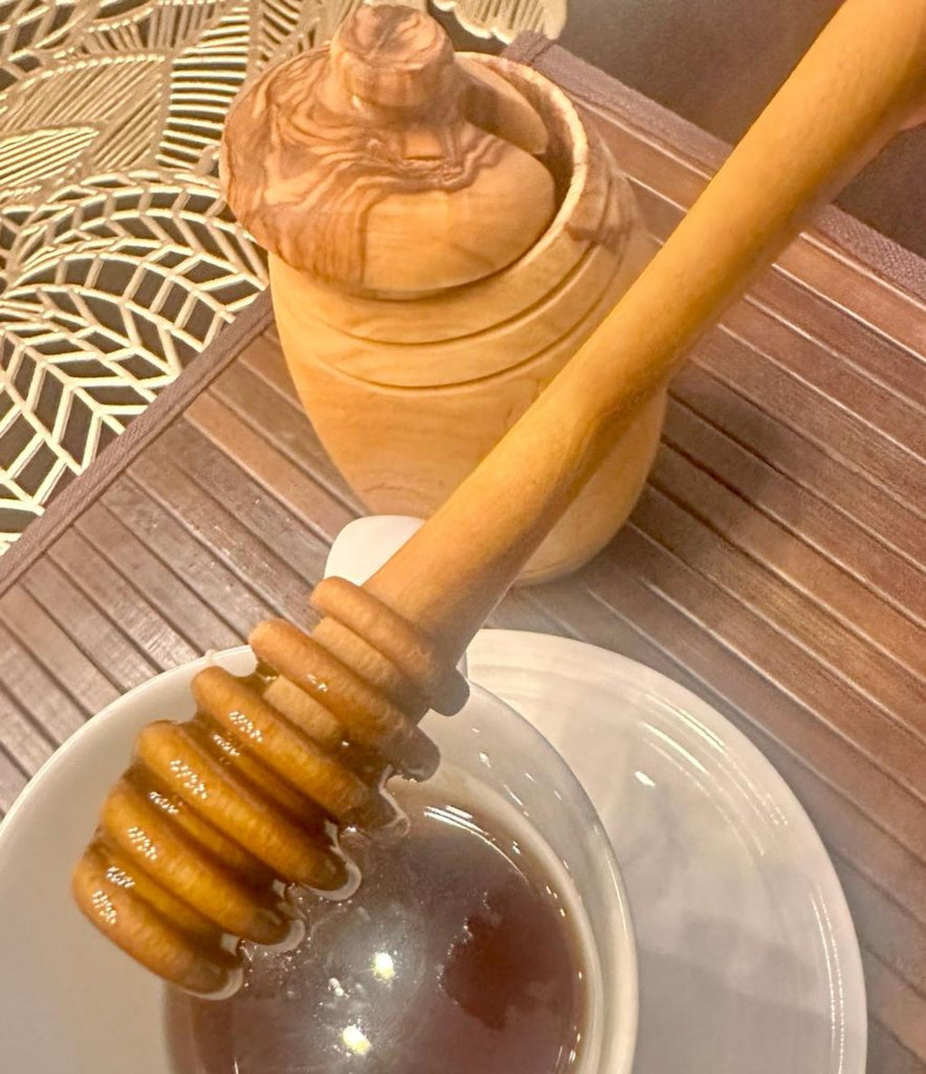 Handcrafted Honey Dipper with Precision-Cut Ridges