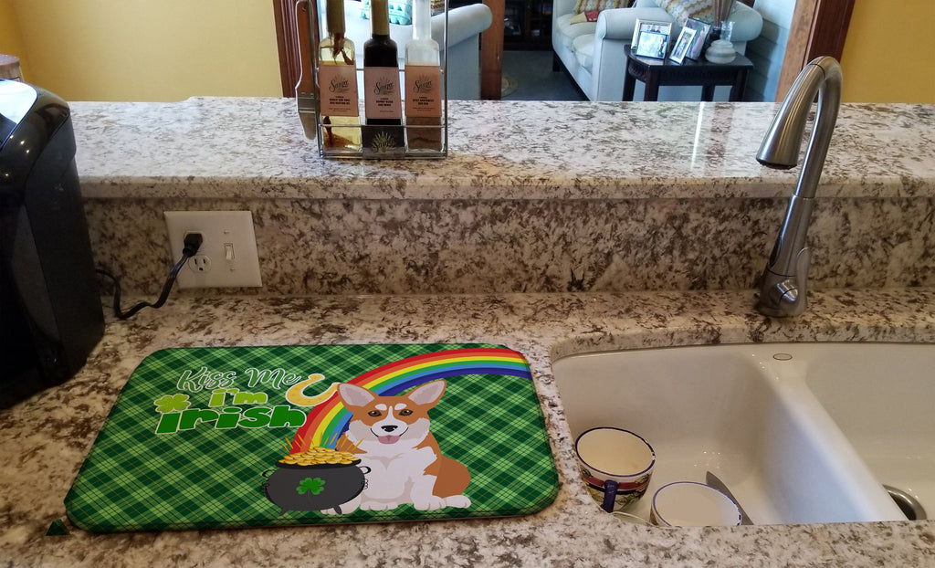 Red Pembroke Corgi St. Patrick's Day Drying Mat