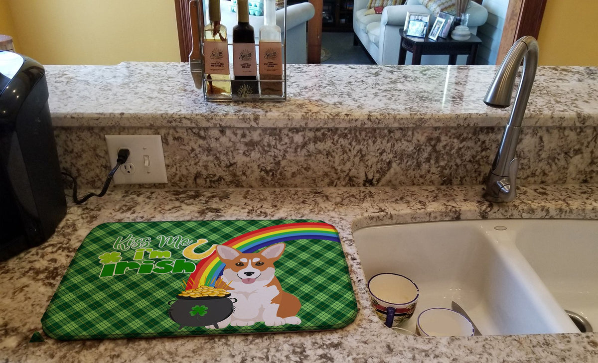 Red Pembroke Corgi St. Patrick's Day Drying Mat
