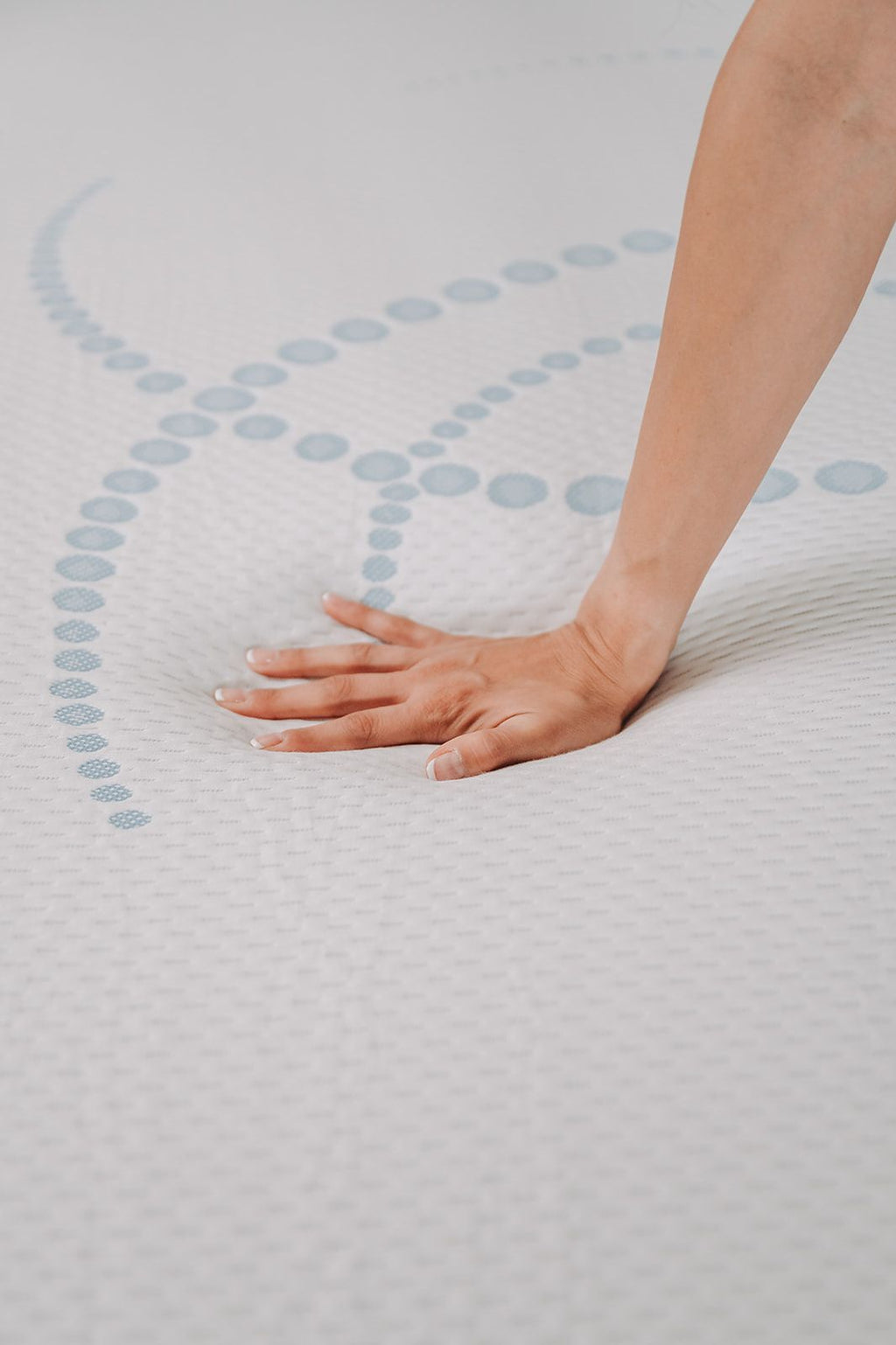 Omne Sleep Memory Foam Mattress Twin XL - White/Light Blue