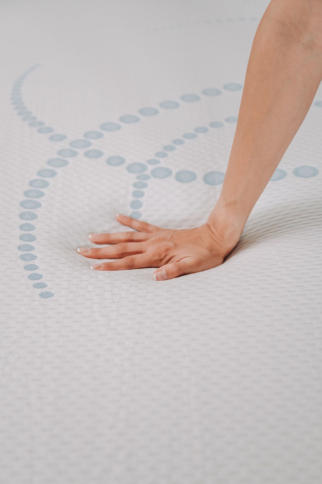 Omne Sleep Memory Foam Mattress Twin XL - White/Light Blue