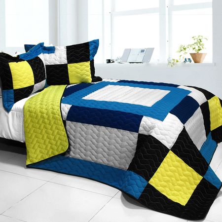 Our Little World Vermicelli-Quilted Patchwork Set
