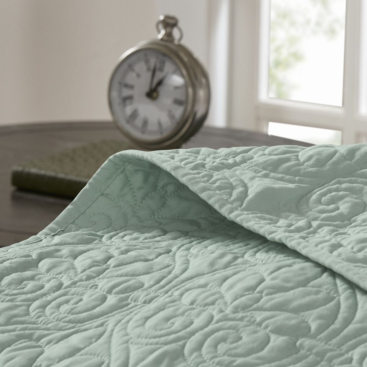 Seafoam Reversible Twin Bedspread Set