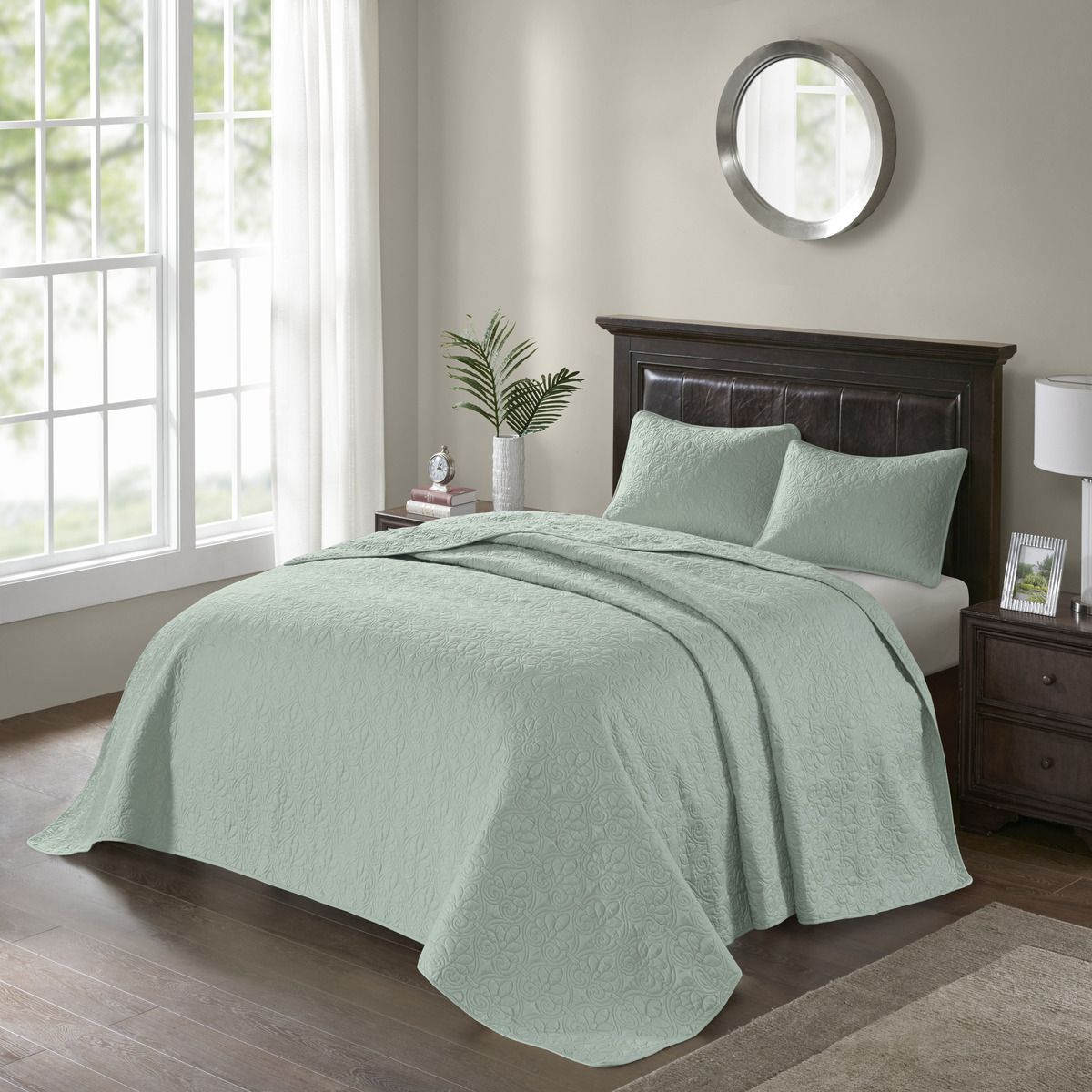 Seafoam Reversible Twin Bedspread Set
