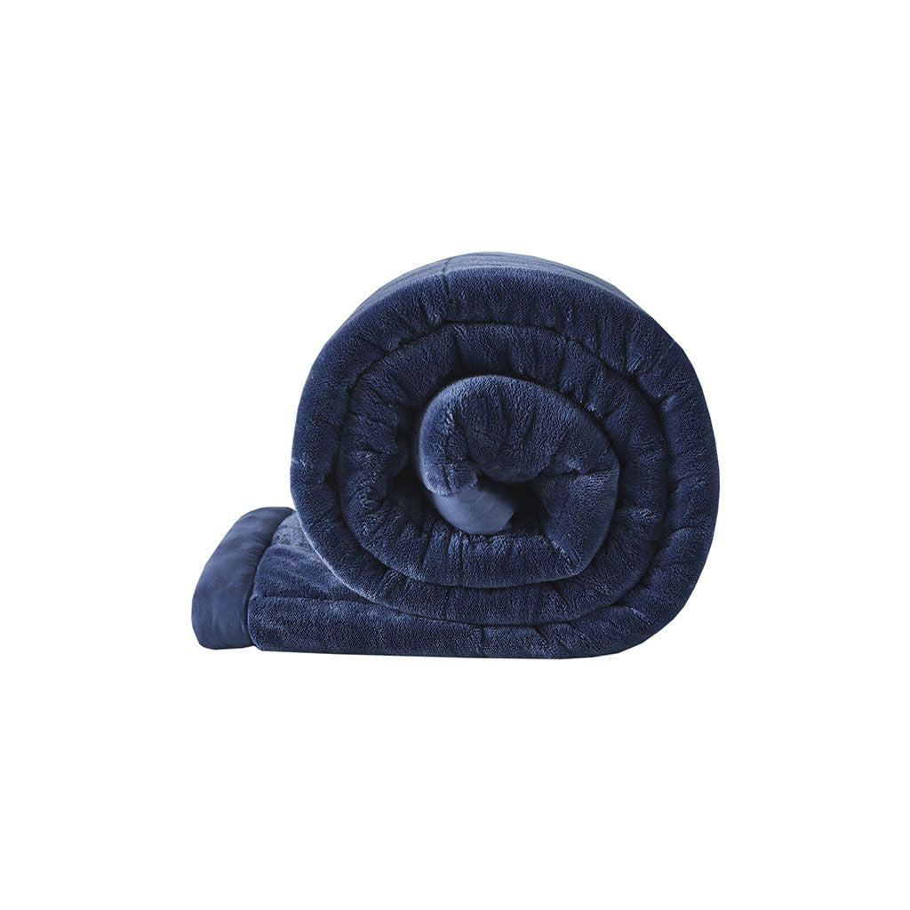 Reversible HeiQ Temperature-Regulating Blanket
