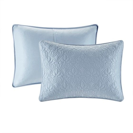 Reversible Blue Quilt Set with Classic Patterned Stitching