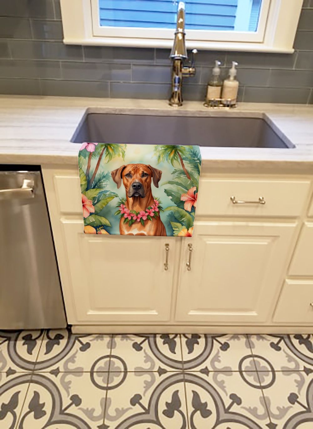 Rhodesian Ridgeback Luau Kitchen and Guest Towel