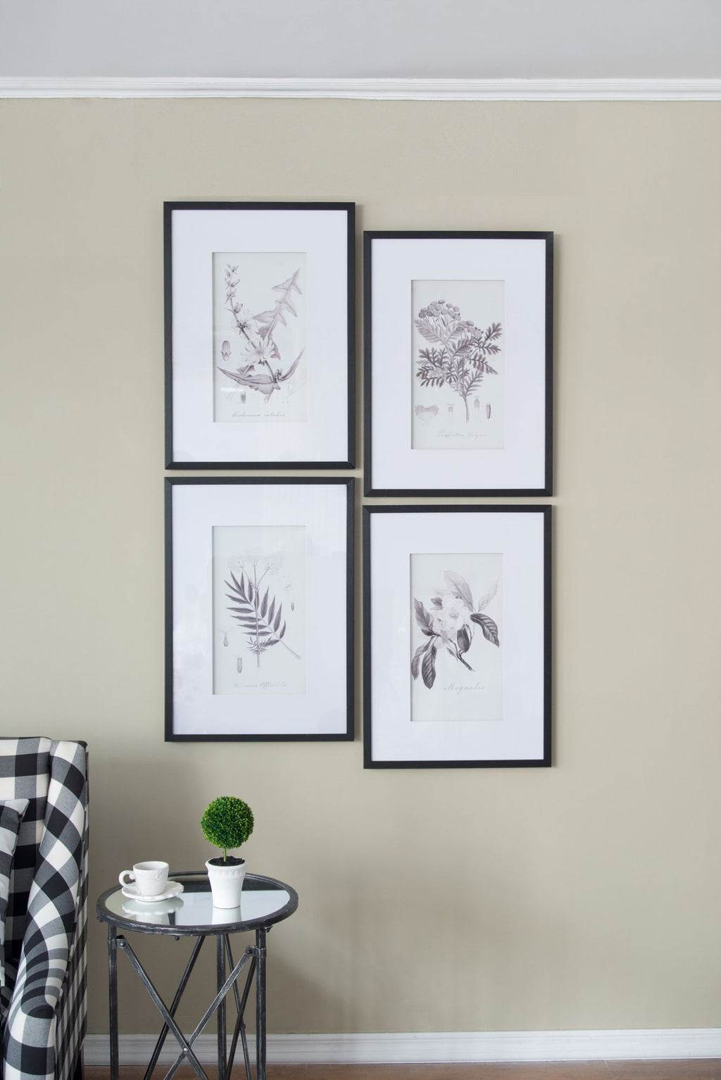 Four-Piece Black-and-White Botanical Wall Art Set