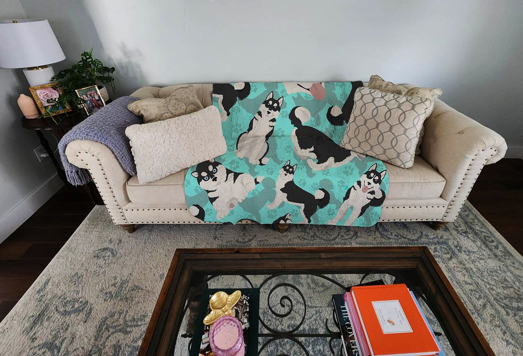 Siberian Husky Artwork Quilted Throw Blanket