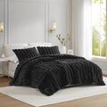 Faux Fur Ribbed Comforter Set Full/Queen with Velvet Backing