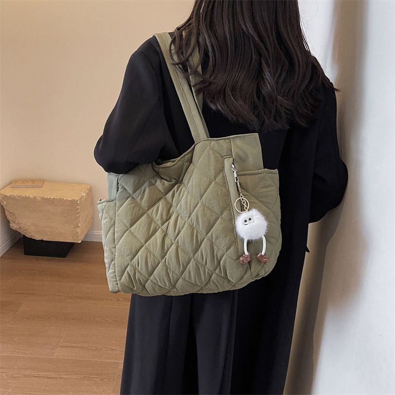 Cloud-Quilted Multi-Pocket Commuter Tote
