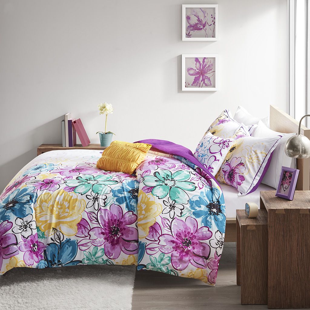 Bright Floral Twin and Twin XL Comforter Set