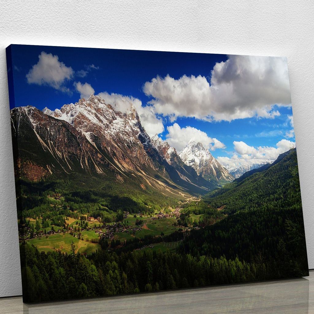 Un Valle Canvas Print or Poster Wall Art