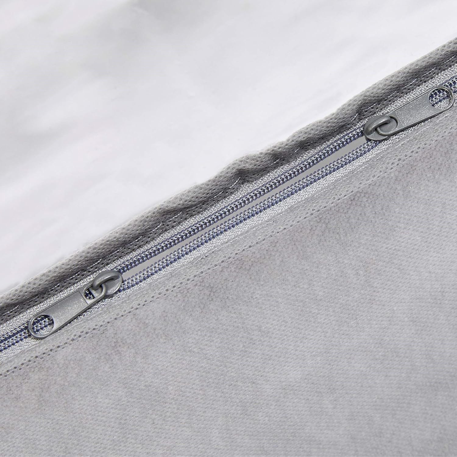 Space-Saving Under Bed Storage Bags with Clear Window and Handles